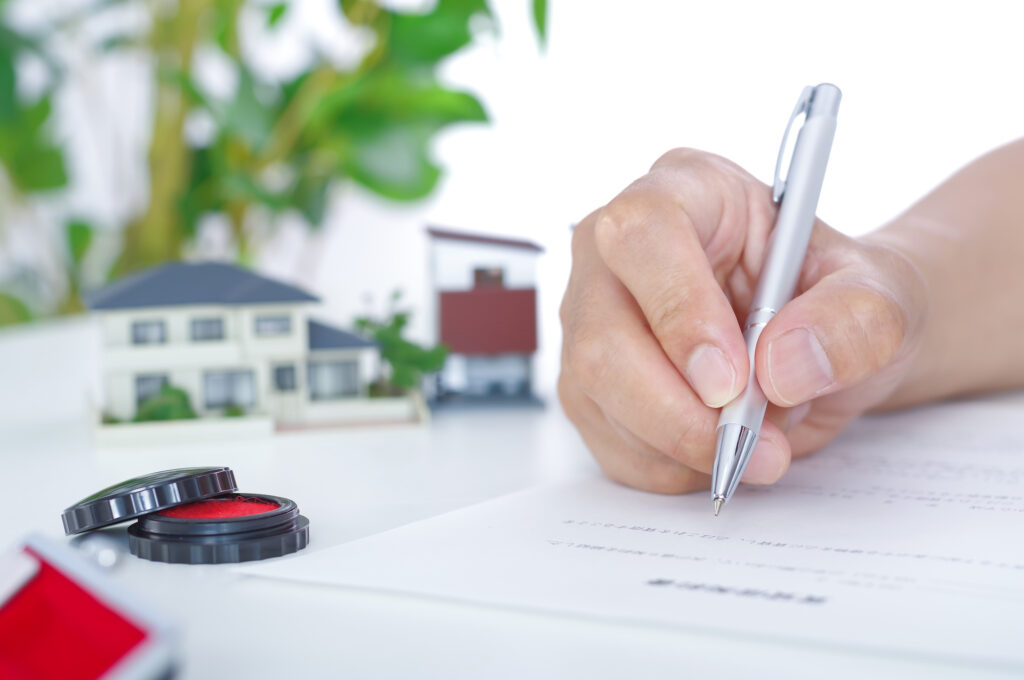 「屋根が壊れている」など点検商法の訪問に備えて対処法を確認